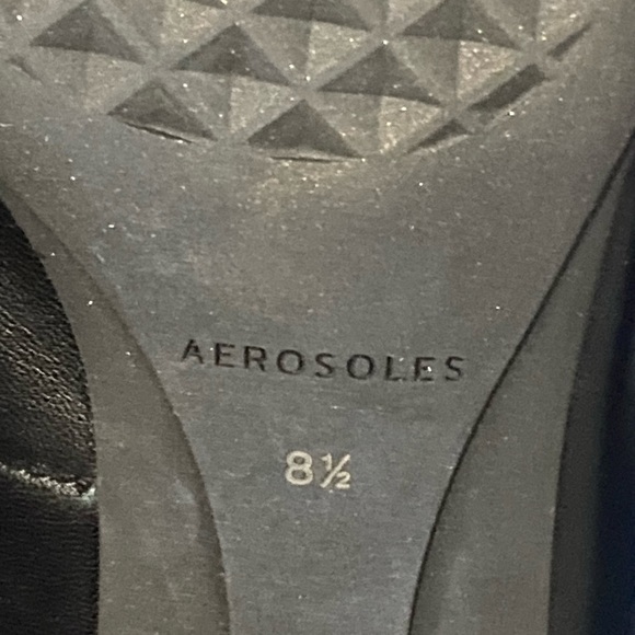 New Aerosoles Isabel black leather pumps, Size 8.5 M - Picture 6 of 16